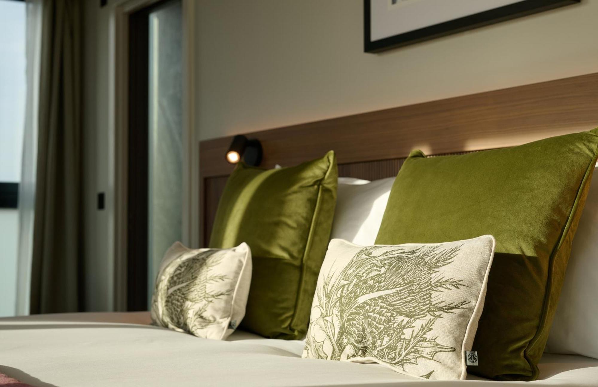 Готель The Resident Edinburgh - Newly Open Екстер'єр фото